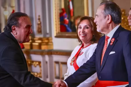Elmer Schialer y Dina Boluarte