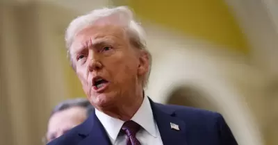 Donald Trump arremeti contra Rusia.
