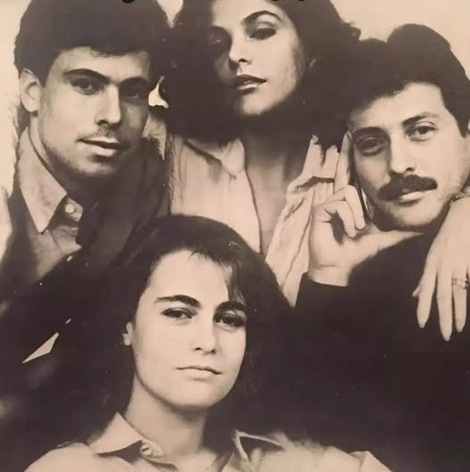 Diego Bertie junto al elenco de la telenovela 'Natacha'