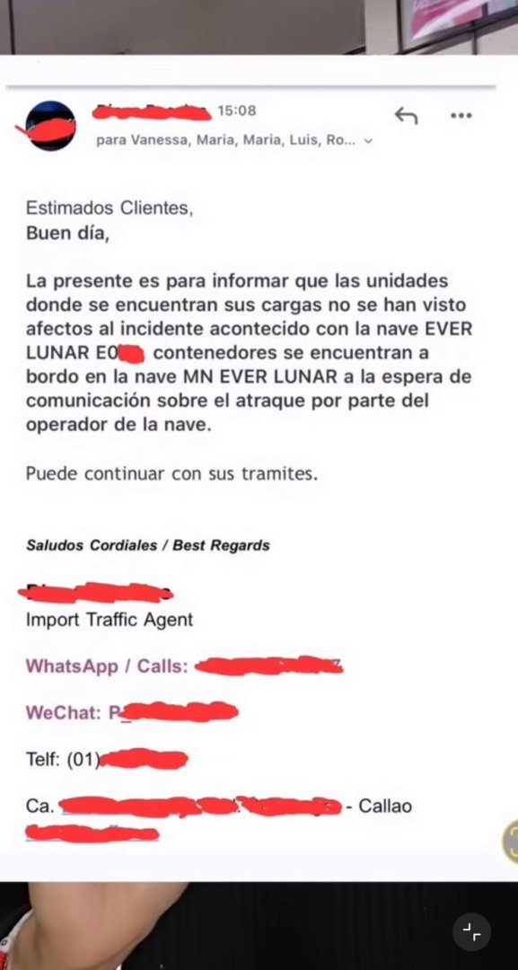 Karen Schwarz mostr el mensaje enviado por exportador