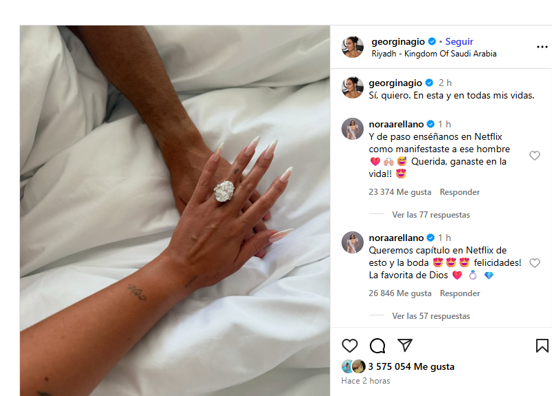 La imagen que subi Georgina Rodrguez con su anillo de compromiso.