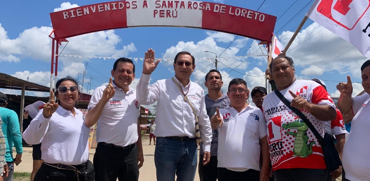 Martín Vizcarra viajó a Santa Rosa en medio de tensiones con Colombia: "No debemos de caer en el juego"