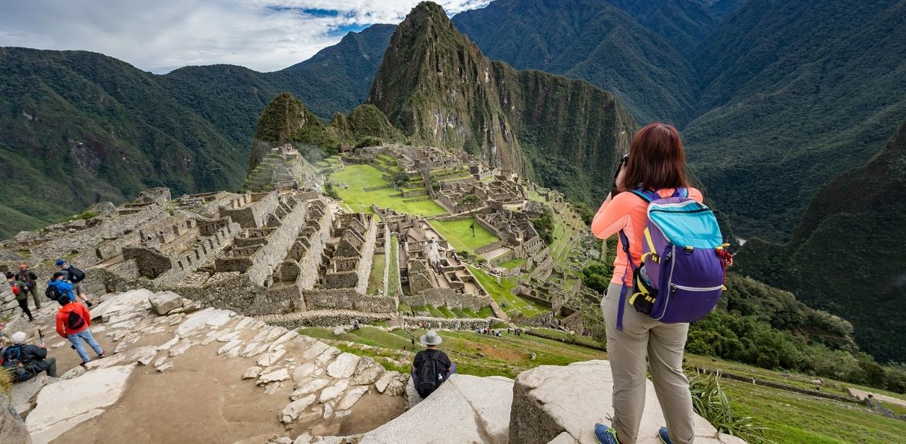 Gobierno oficializa reglamento de la Nueva Ley General de Turismo: Esto se sabe tras 16 años de desactualización