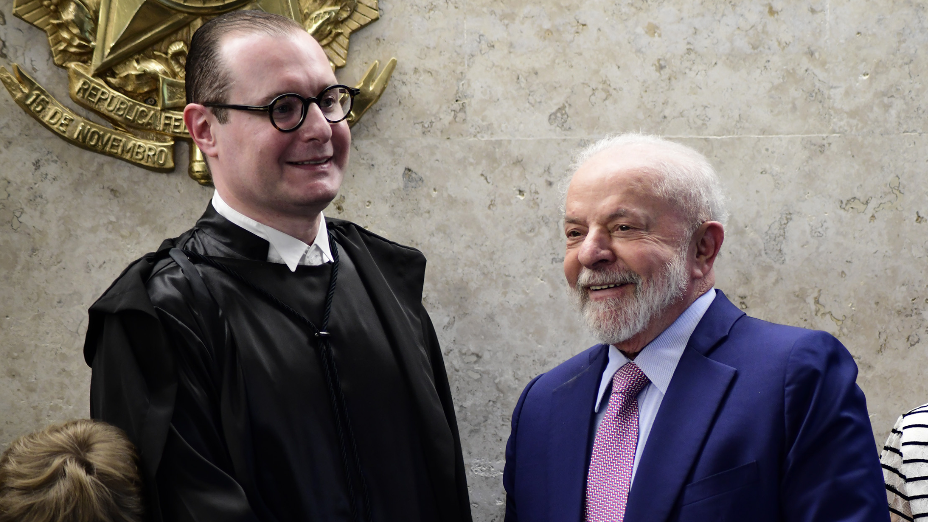 El juez Cristiano Zanin y Lula da Silva.