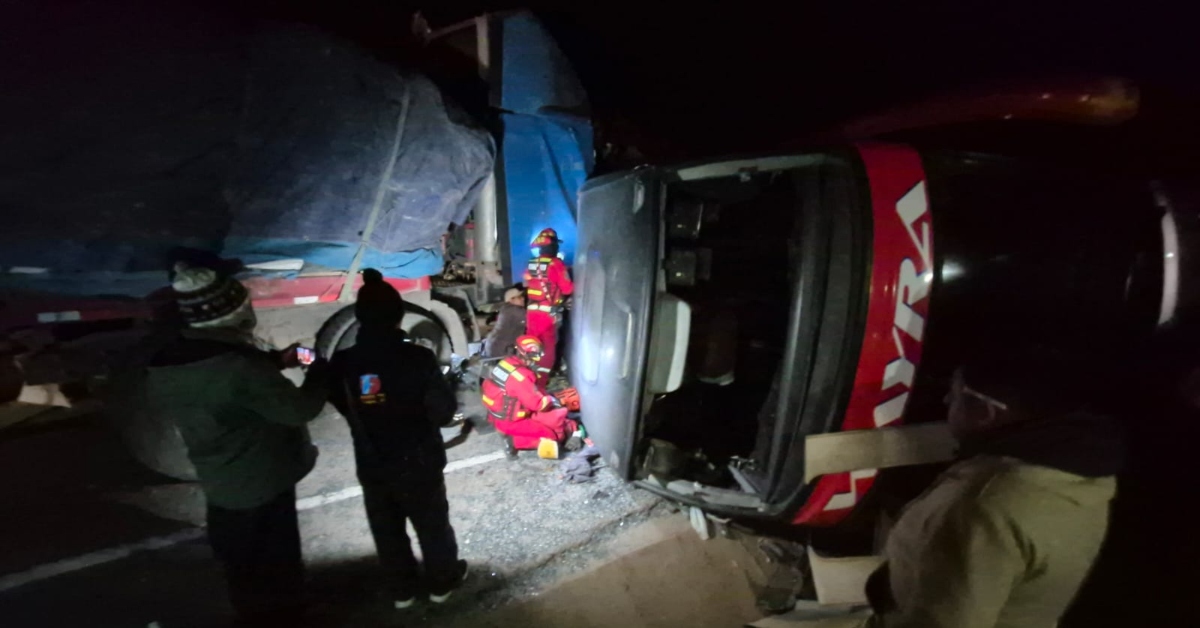 Tragedia en vía Juliaca-Arequipa: Al menos siete muertos y varios ...