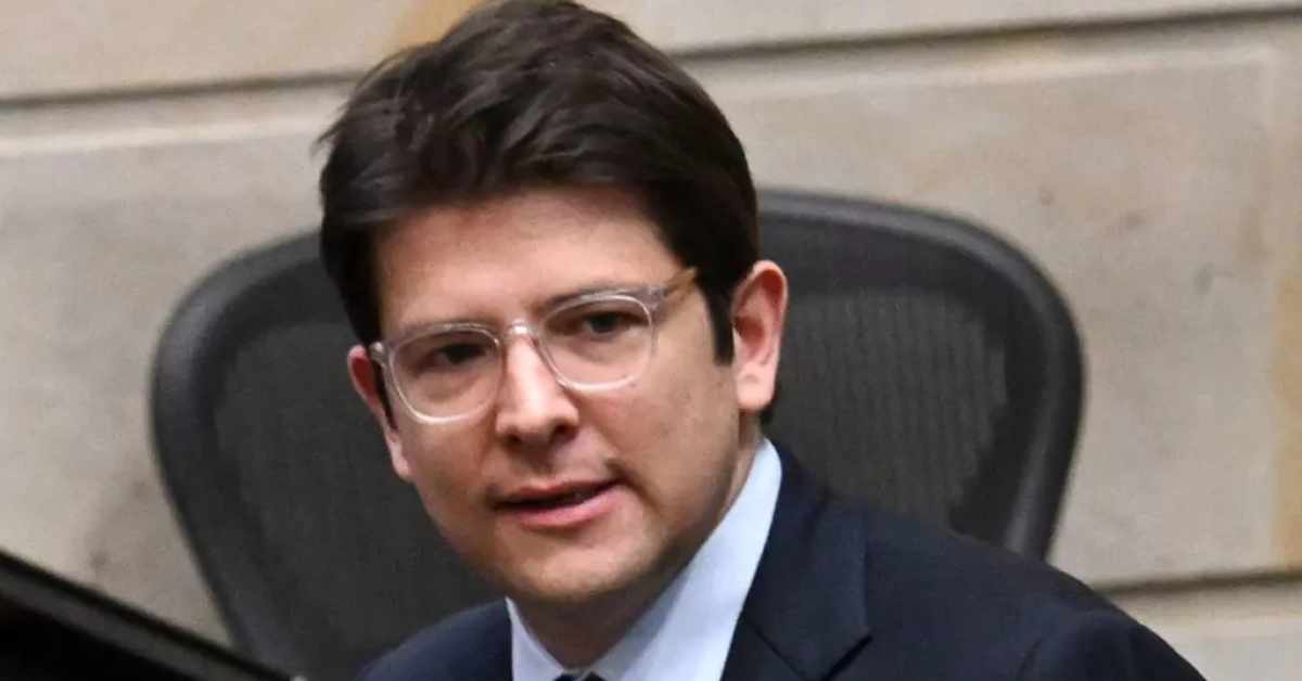 Colombia: Dictan sanción de 7 años de privación de la libertad contra adolescente que asesinó a Miguel Uribe