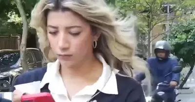 Periodista sufre robo en plena calle