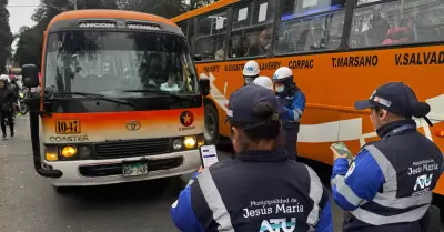 ATU retir decenas de custers en psimas condiciones.