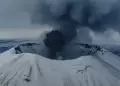 Rusia: Volcn entra en erupcin luego de 450 aos en la misma zona del terremoto de 8.8