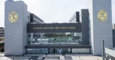 Suboficial Harry del Carpio lucha por su vida en el Hospital de la Polica.