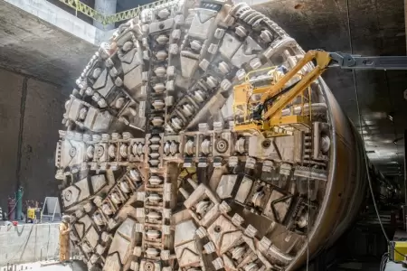 Tuneladora 'Delia' lleg a la estacin La Alborada