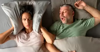 Remedio natural para acabar con los ronquidos.