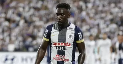 Eryc Castillo se perder el duelo con Cristal.