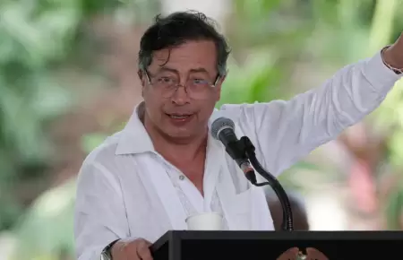 Petro vendr a Lima para la COMPERIF .
