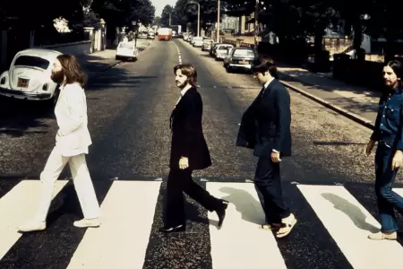 The Beatles: Icnica fotografa que inmortaliz la portada del disco "Abbey Road