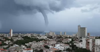 Cuba es sorprendida por tromba marina: fenómeno natural generó alerta en ciudada