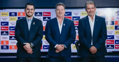Franco Navarro Jr. en su presentación como gerente deportivo.