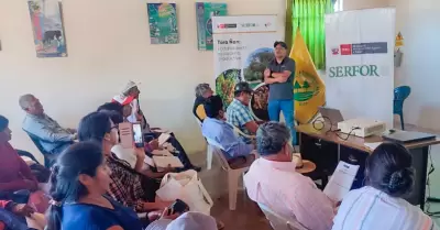 Serfor capacita a 300 productores sobre cultivo de tara