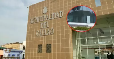 Incendio dentro de Municipalidad del Callao.