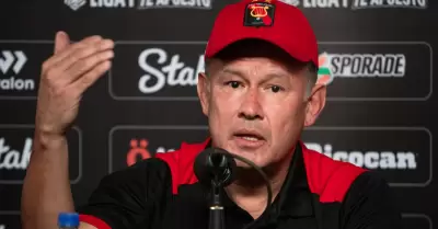 Juan Reynoso en su presentacin en Melgar.