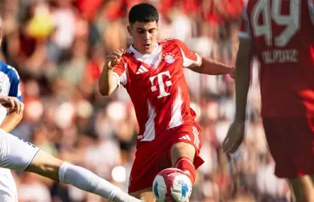 Felipe Chvez debut en el primer equipo del Bayern Mnich.