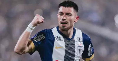 Alan Cantero le dio la victoria a Alianza Lima ante la U. Catlica de Ecuador.