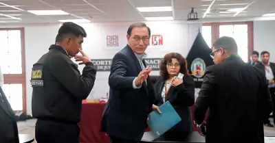 congresistas-opinan-sobre-encarcelamiento-de-martin-vizcarra