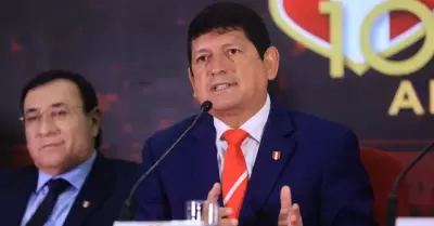 Agustn Lozano seguir al mando de la FPF hasta 2030.