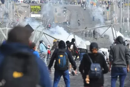 Marcha contra nueva Ley de Amnista.