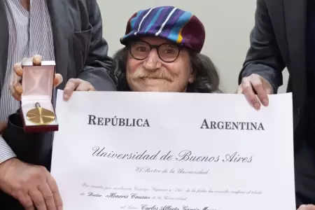 Garca particip de una clida ceremonia en la Facultad de Filosofa y Letras