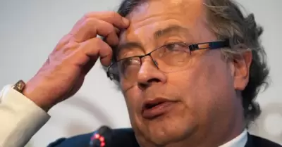 Congreso aprueba, por segunda vez, declarara persona no grata Gustavo Petro