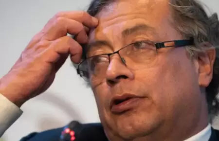 Congreso aprueba, por segunda vez, declarara persona no grata Gustavo Petro