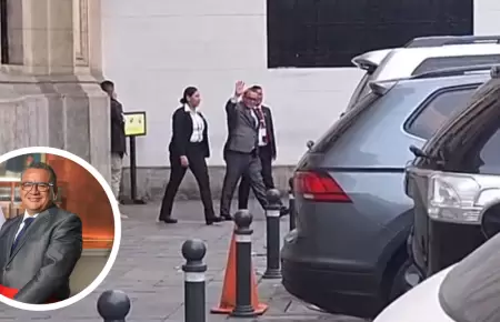 Juan Jos Santivez se retir de Palacio de Gobierno tras juramentacin