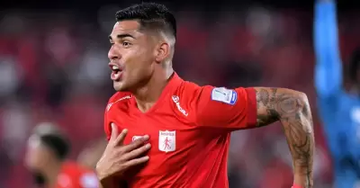 Luis Ramos celebrando un gol con Amrica de Cali.