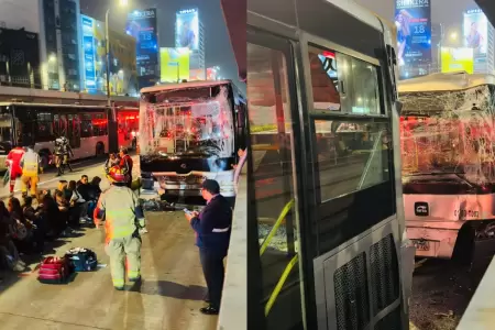 Triple choque en va del Metropolitano en Surquillo.