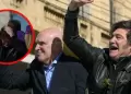 Javier Milei es atacado a piedrazos durante caravana en Lomas de Zamora en medio del creciente conflicto de coimas