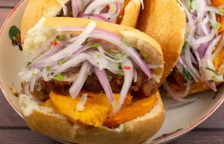 Pan con chicharrn