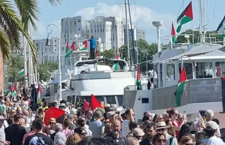 Embarcaciones salen desde Barcelona hacia la Franja de Gaza
