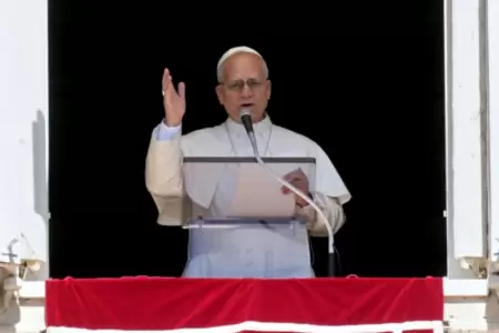 El papa Len pide detener las guerras.