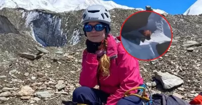 Escaladora rusa atrapada en montaña de Kirguistán.