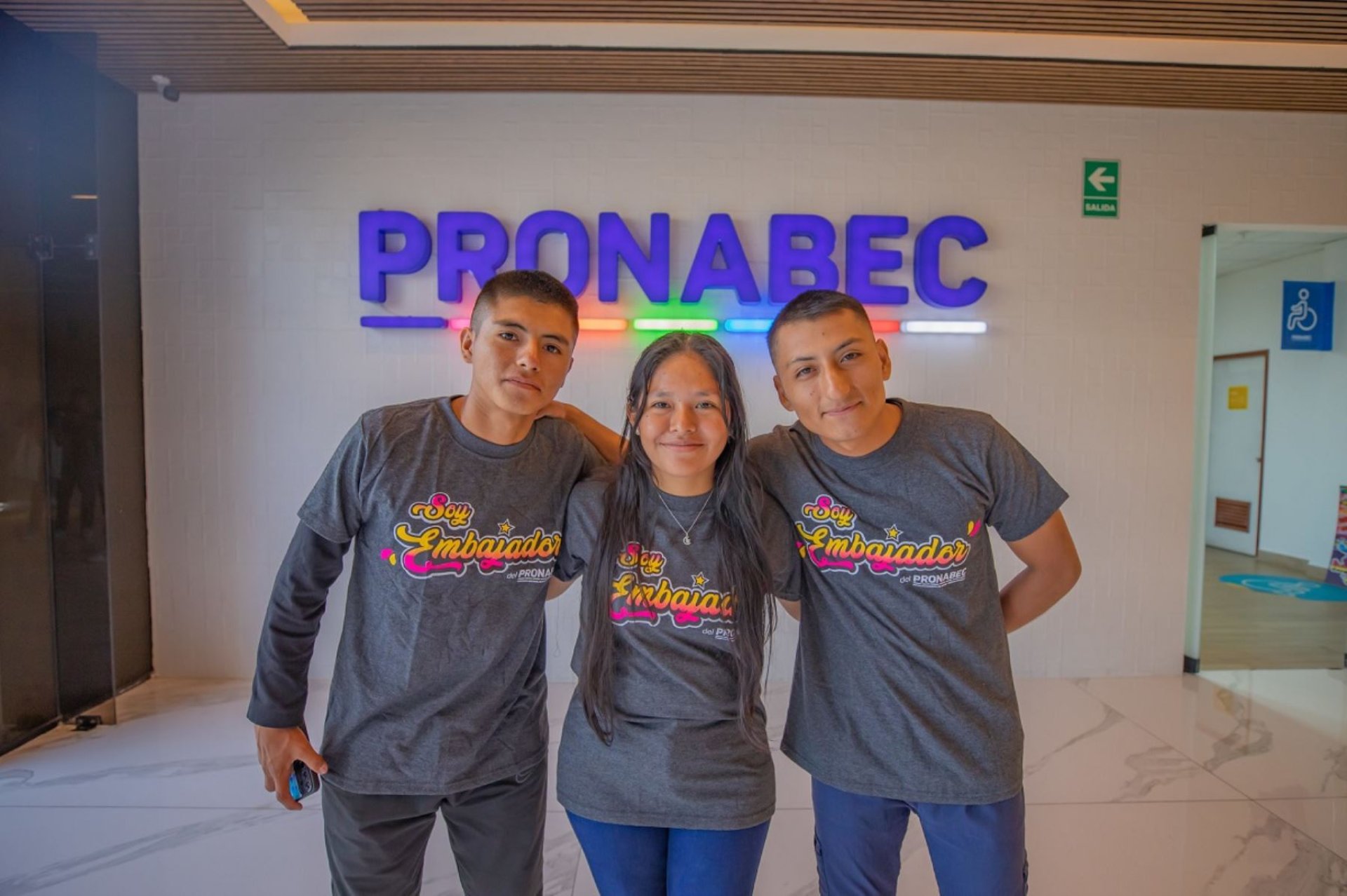 Beca 18 beneficiar a miles de peruanos