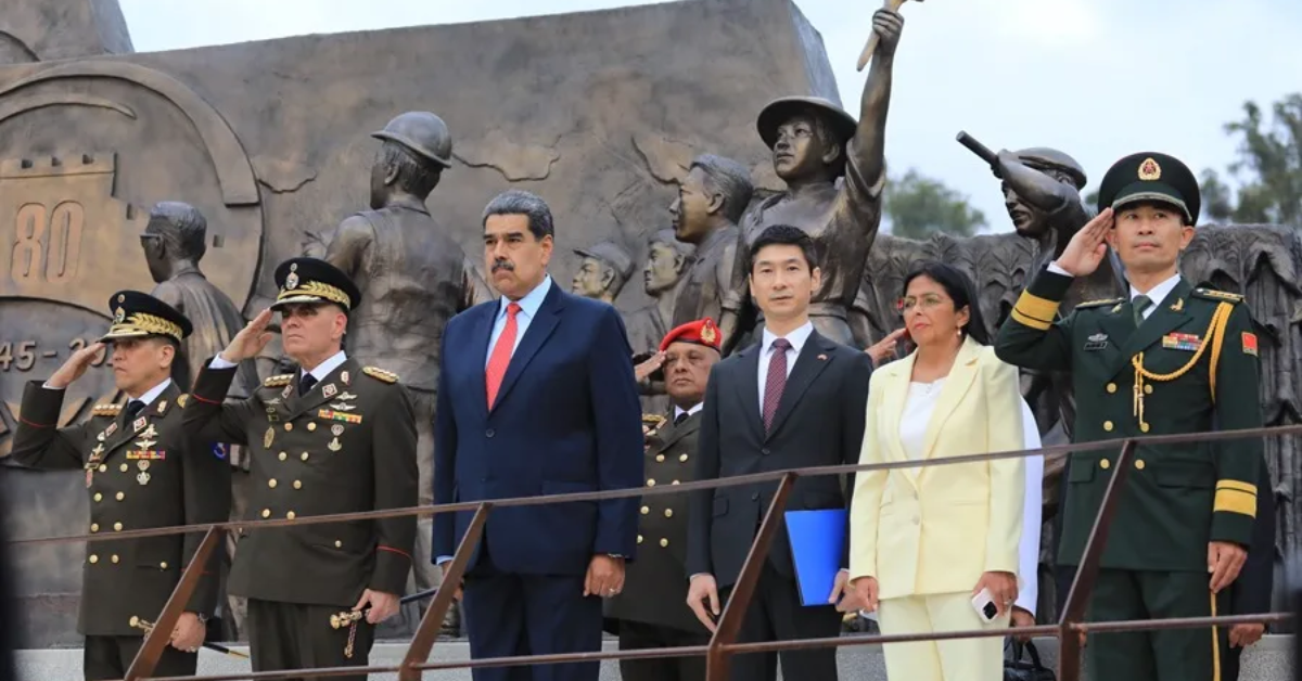 Venezuela inaugura monumento conmemorativo a victoria China en medio de tensiones con EE.UU.