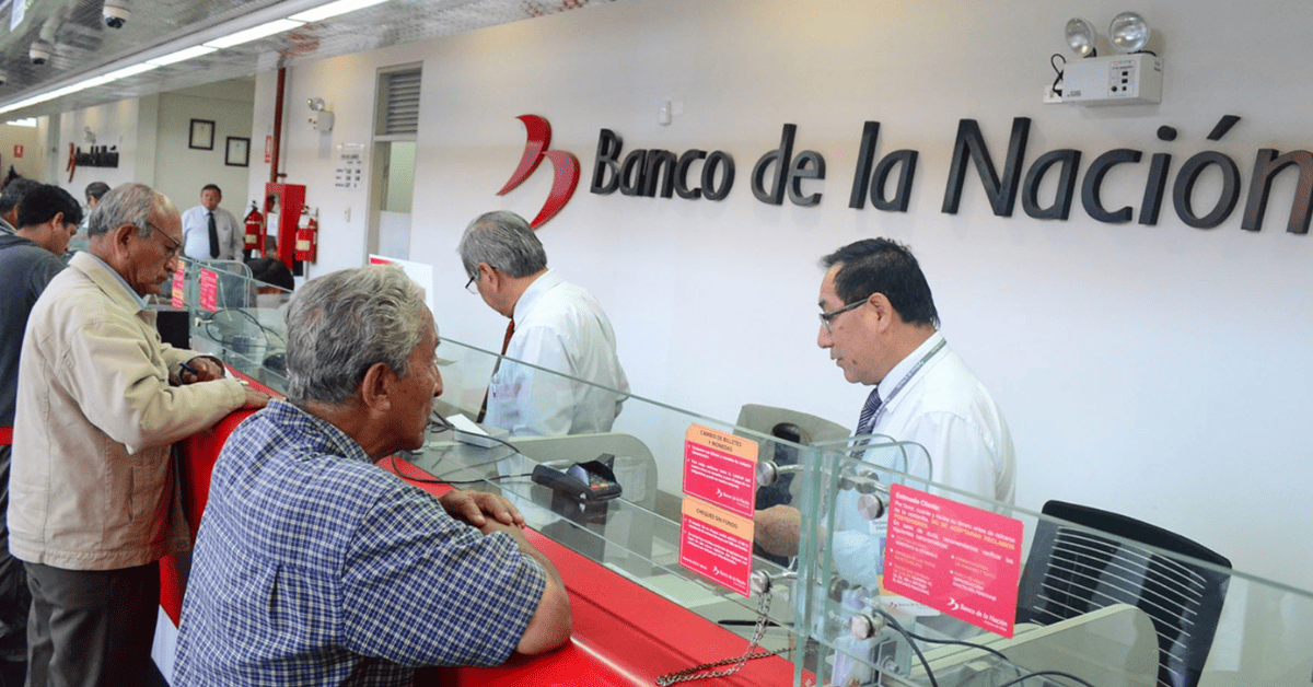 Congreso: Proponen que trabajadores de bancos tengan prohibido usar redes sociales y celular