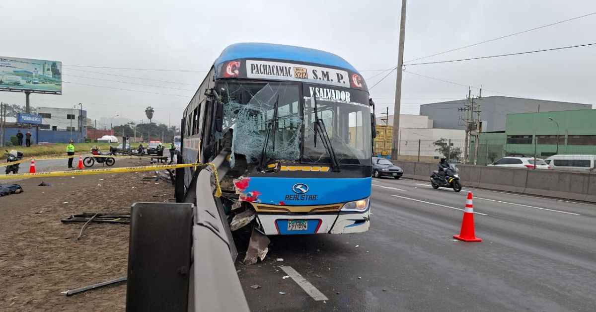 Tragedia en Ate: Dos fallecidos dejó el choque de un bus contra una ...