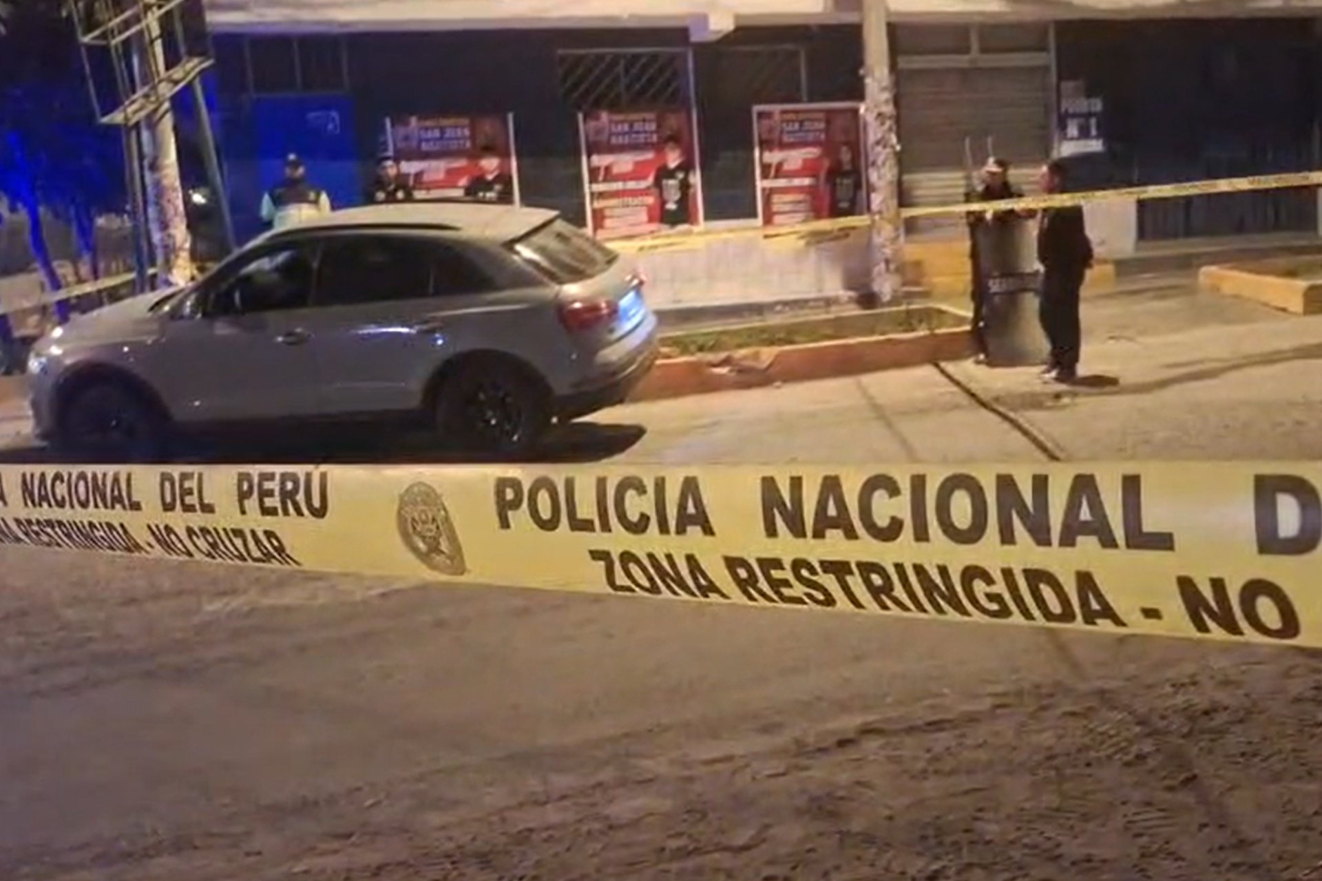 Asesinan a madre frente a sus hijas en Comas