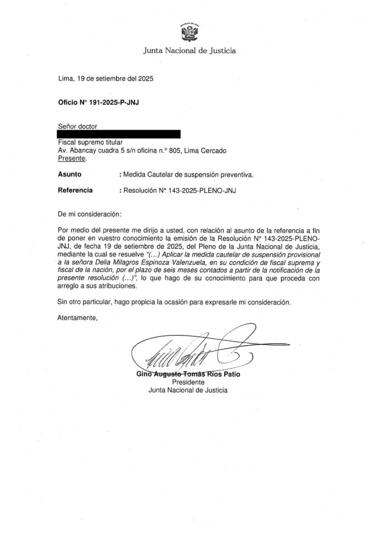 Documento que suspende a la fiscal de la Nacin Delia Espinoza