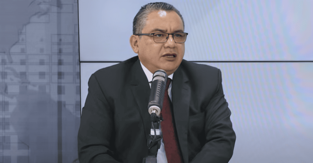 Juan José Santiváñez: "Han dicho que soy abogado de policías corruptos y eso no es cierto"