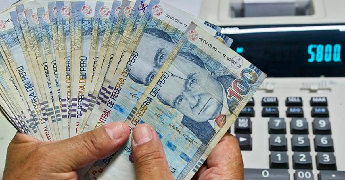 Aumentan sueldo de trabajadores del sector público: Conoce quiénes acceden a este beneficio desde el 1 de enero