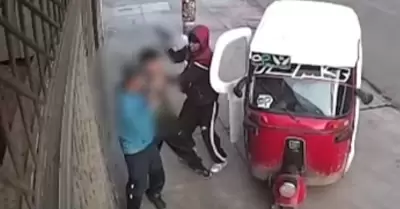Sujetos a bordo de mototaxi roban y golpean a vecinos de SJM.