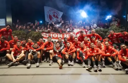 Ibez defini el '11' de Per ante Uruguay.
